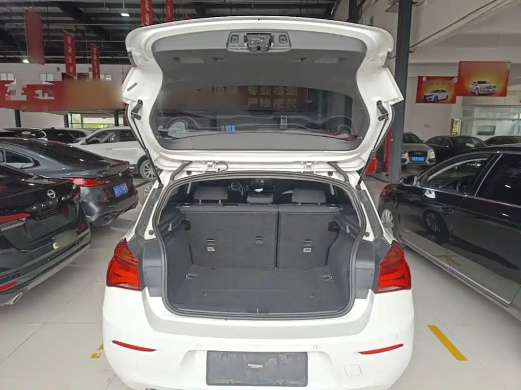 BMW 1 Series (Import) — миниатюра 19