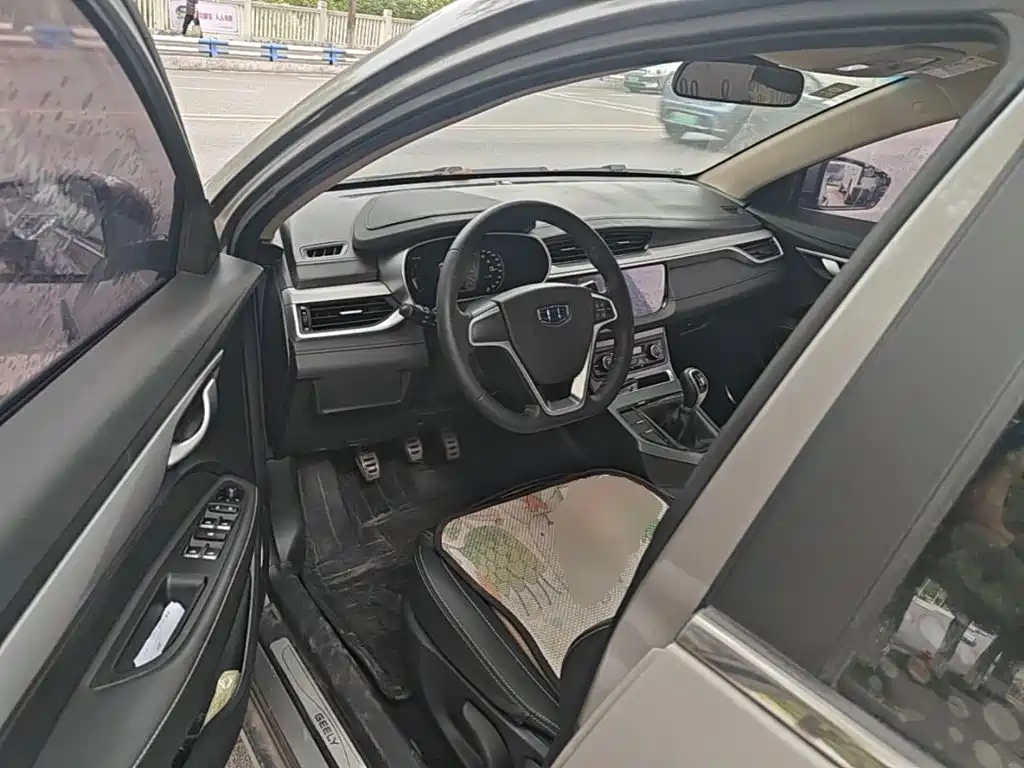 Geely Vision S1 — миниатюра 16