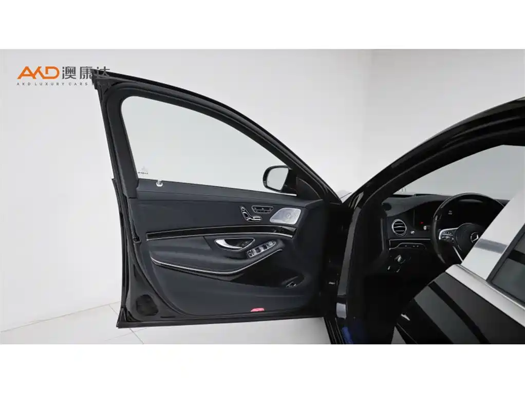 Mercedes-Benz S-Class — миниатюра 10