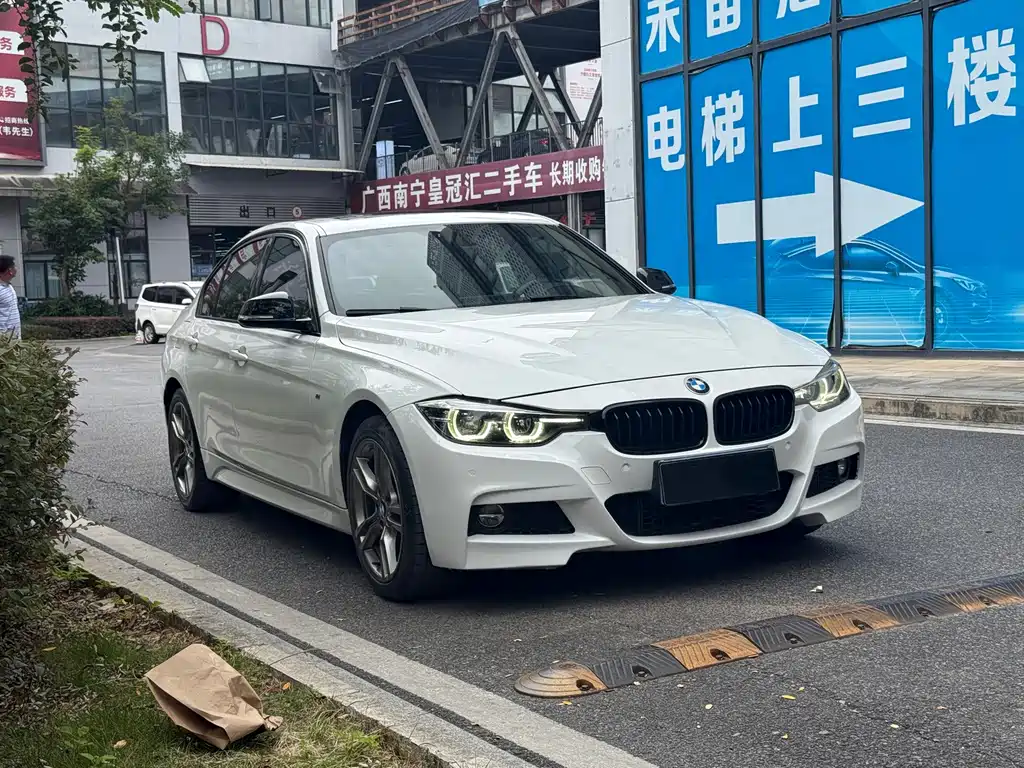 BMW 3 Series — миниатюра 3