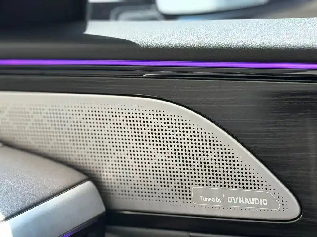 XPeng P7 — миниатюра 9