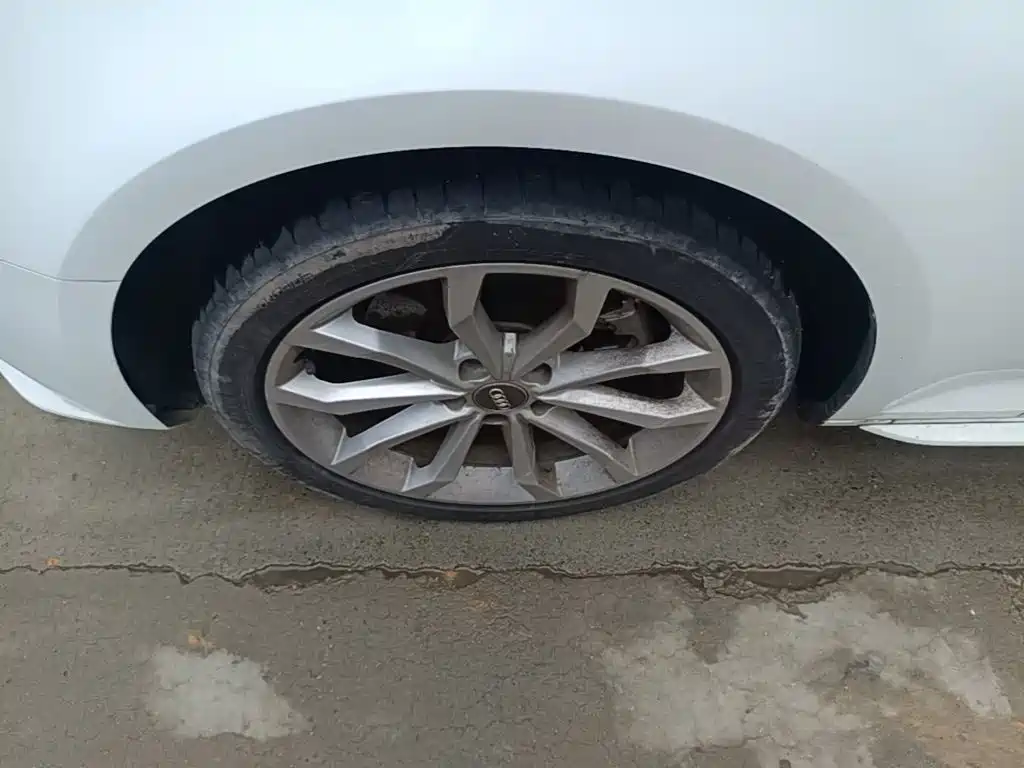 Audi A4L — миниатюра 23
