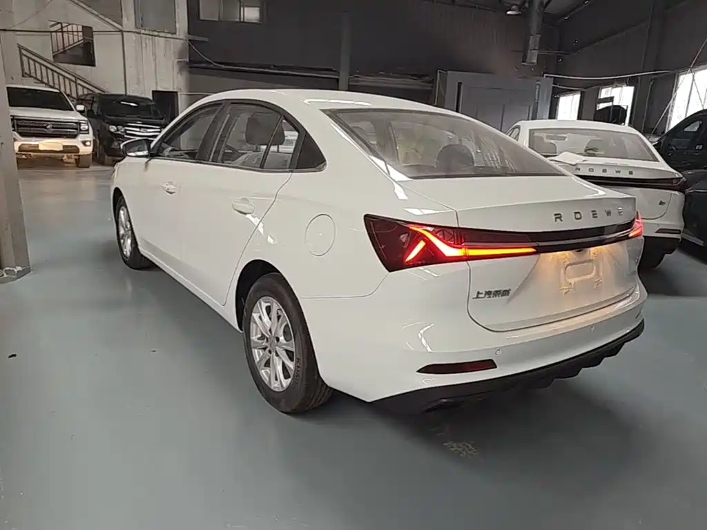 Roewe i5 — миниатюра 5