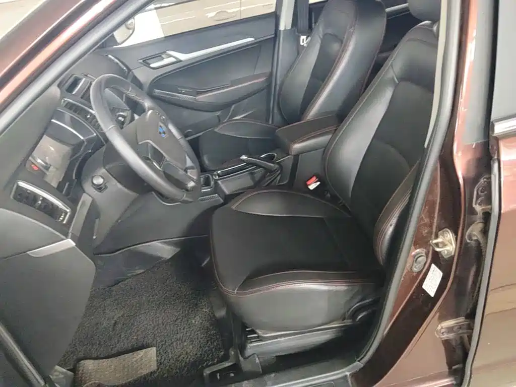 Geely Vision — миниатюра 15
