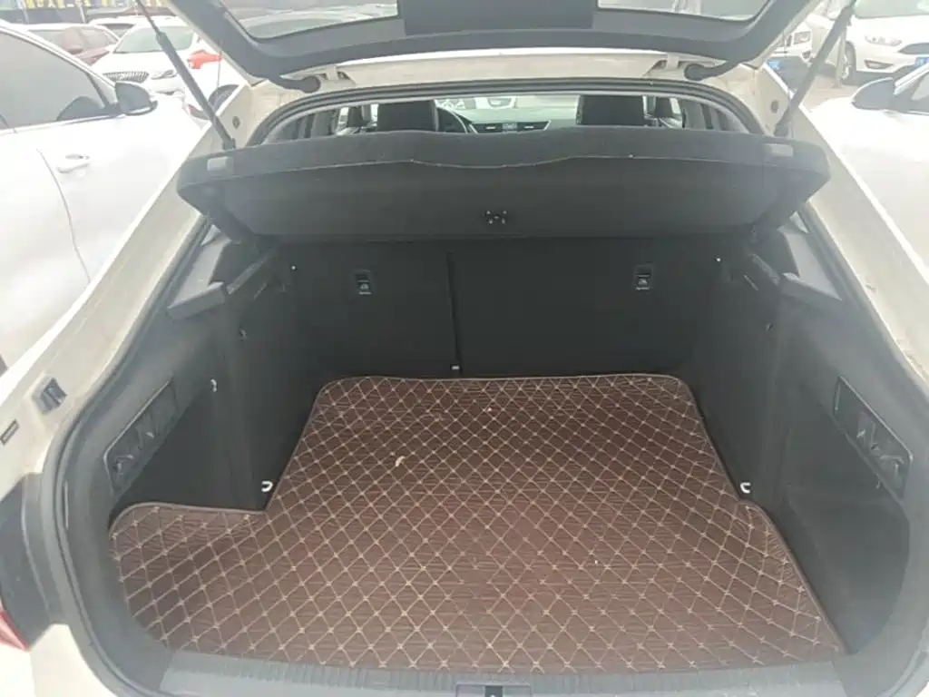 Skoda Superb — миниатюра 19