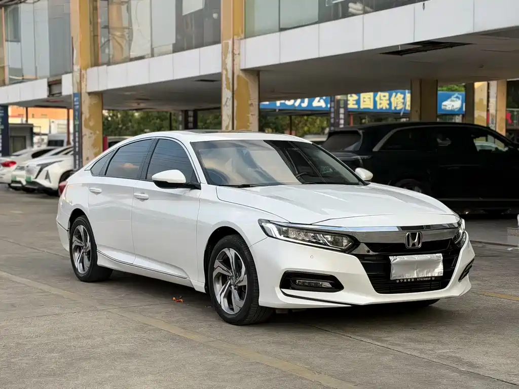 Honda Accord — миниатюра 3