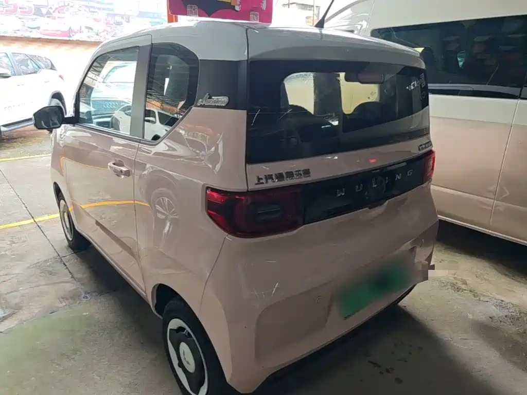 Wuling MINIEV — миниатюра 5