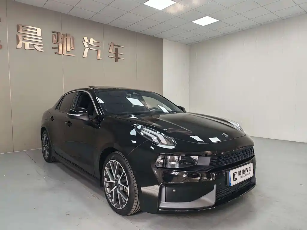 Lynk & Co 03 — миниатюра 3