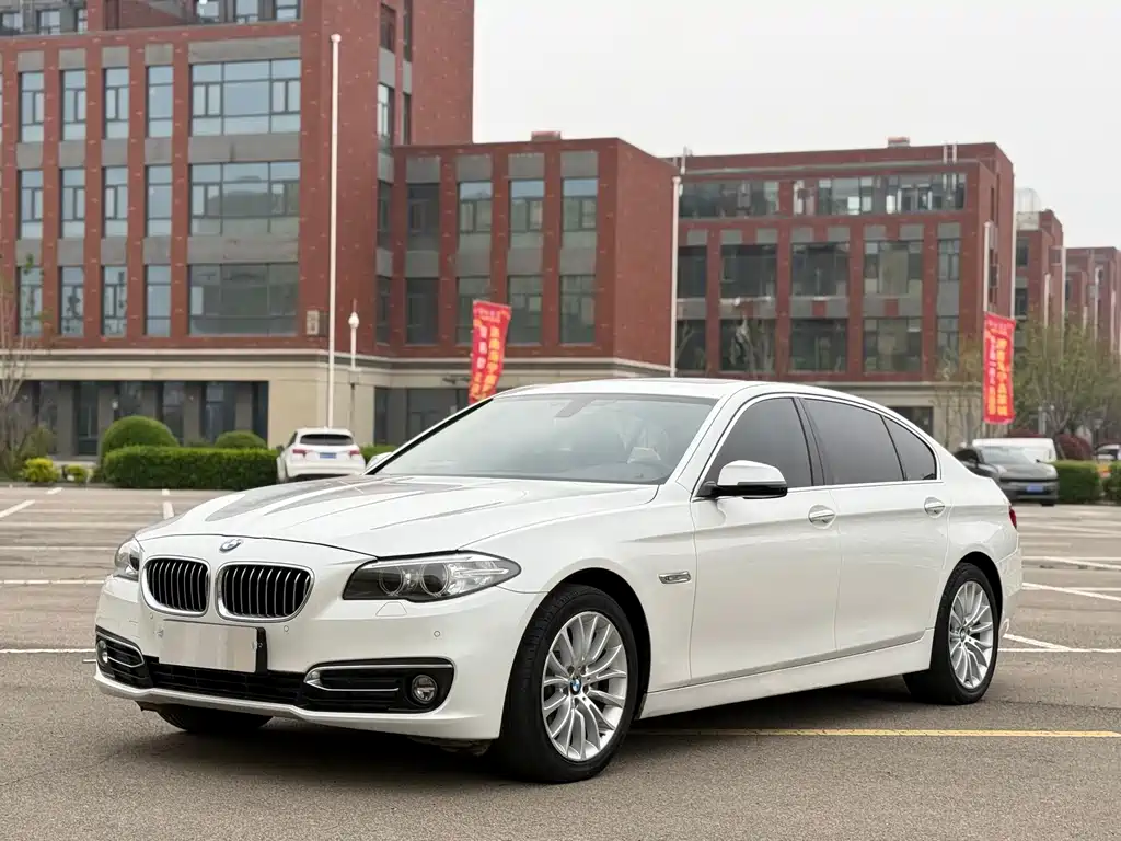 BMW 5 Series 2016