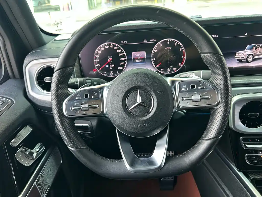 Mercedes-Benz G-Class — миниатюра 10