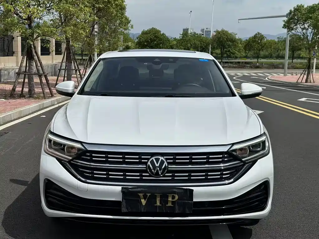 Volkswagen Sagitar — миниатюра 2
