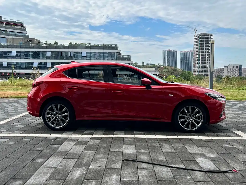 Mazda 3 Axela — миниатюра 5