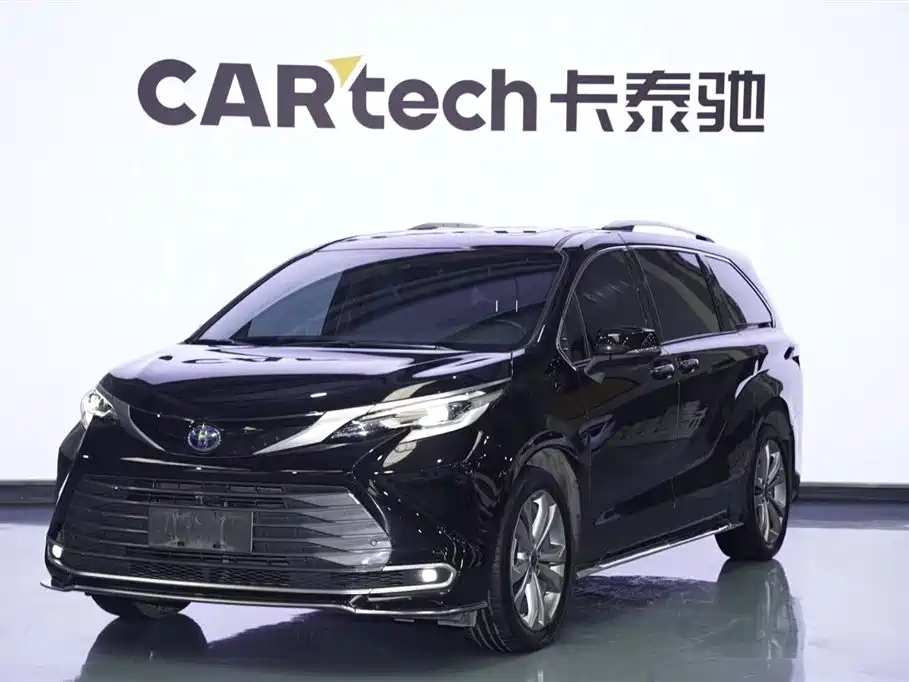 Toyota Sienna 2024