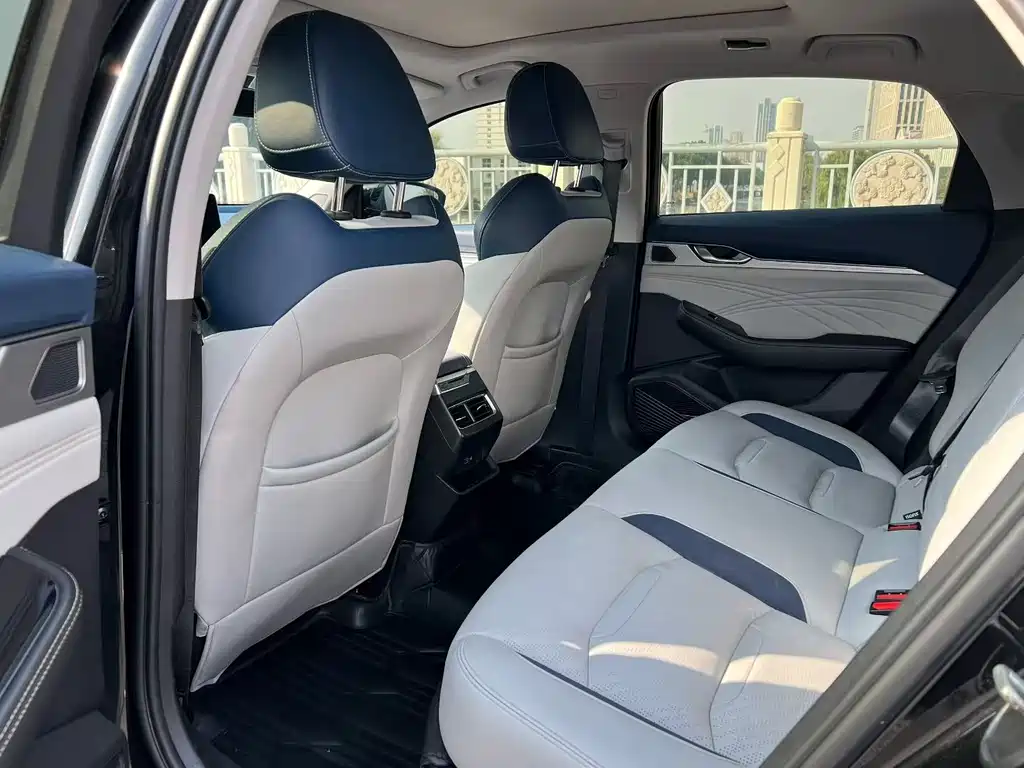 Geely Xingrui — миниатюра 6