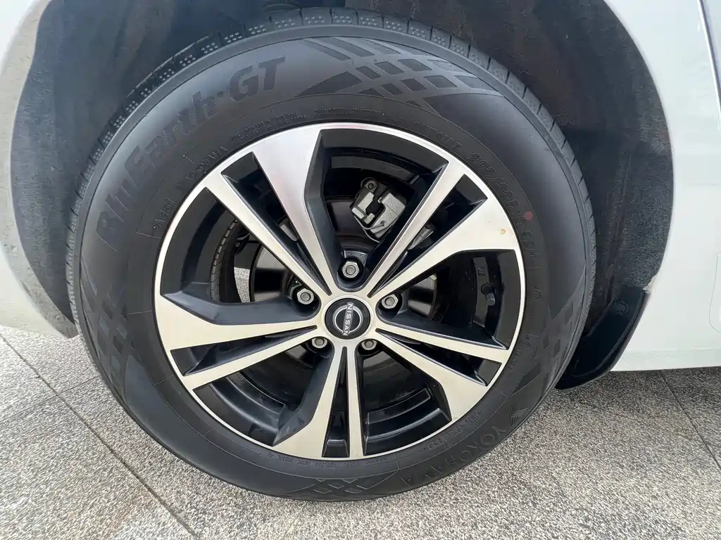Nissan Sylphy — миниатюра 12