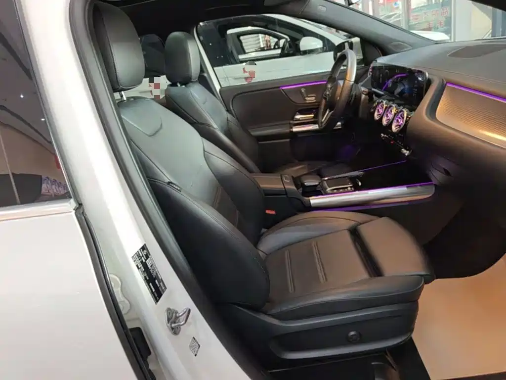 Mercedes-Benz GLA — миниатюра 25