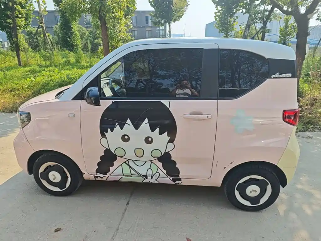 Wuling MINIEV — миниатюра 4
