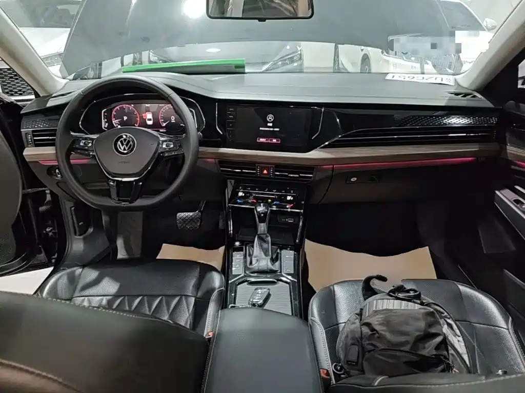 Volkswagen Passat — миниатюра 10