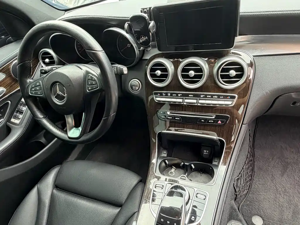 Mercedes-Benz GLC — миниатюра 13