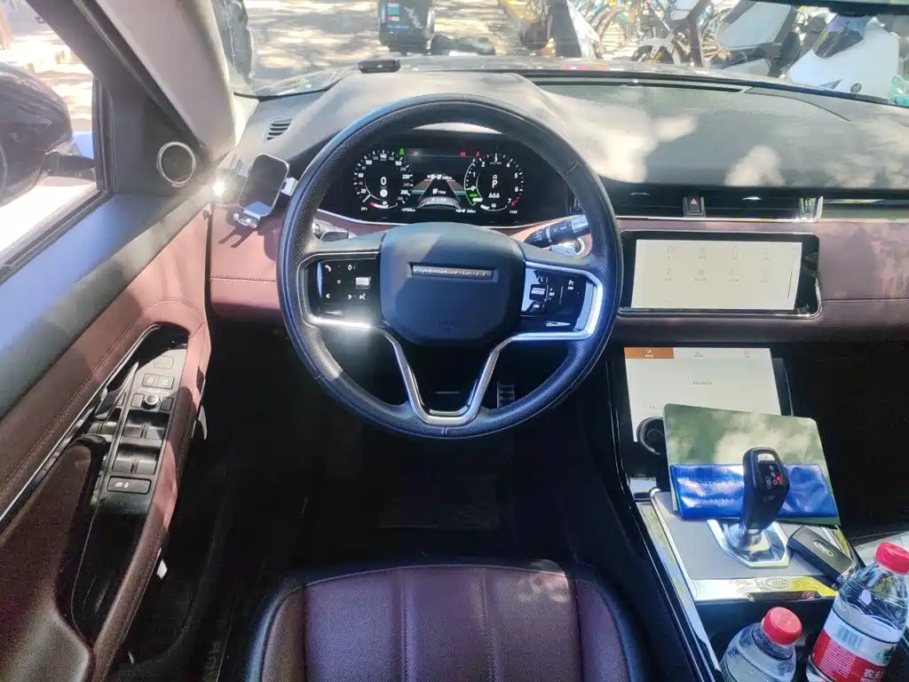 Land Rover Evoque PHEV — миниатюра 11