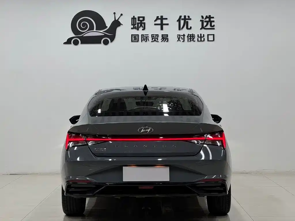 Hyundai Elantra — миниатюра 4