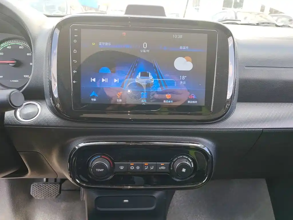 Roewe Clever — миниатюра 13