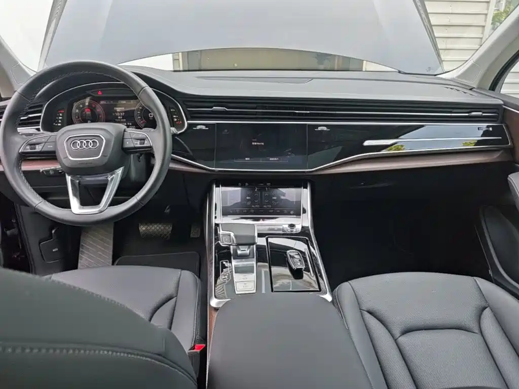 Audi Q7 — миниатюра 10