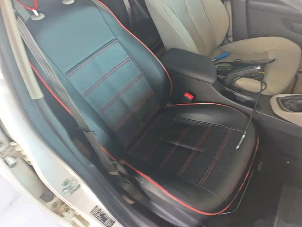 Buick Excelle — миниатюра 25