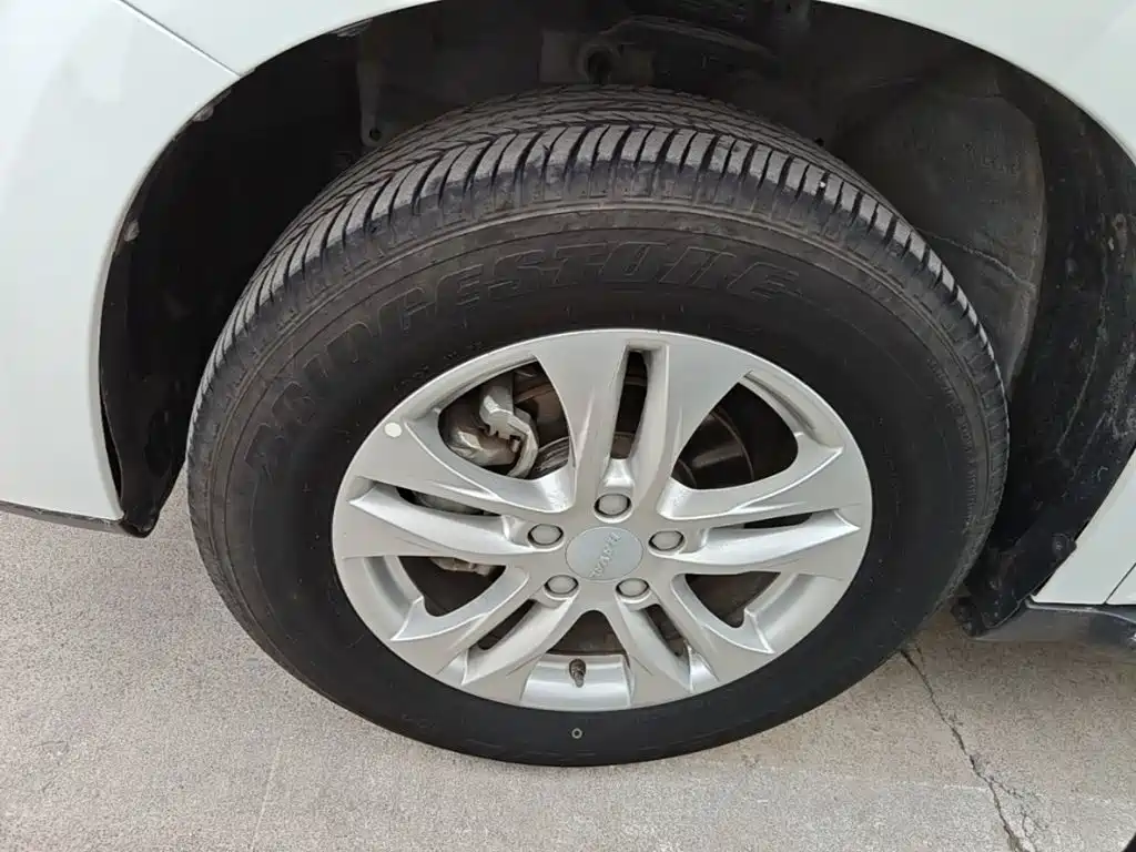 Haval M6 — миниатюра 23