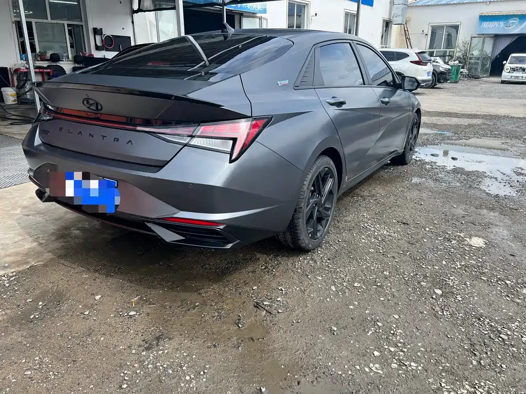 Hyundai Elantra — миниатюра 4