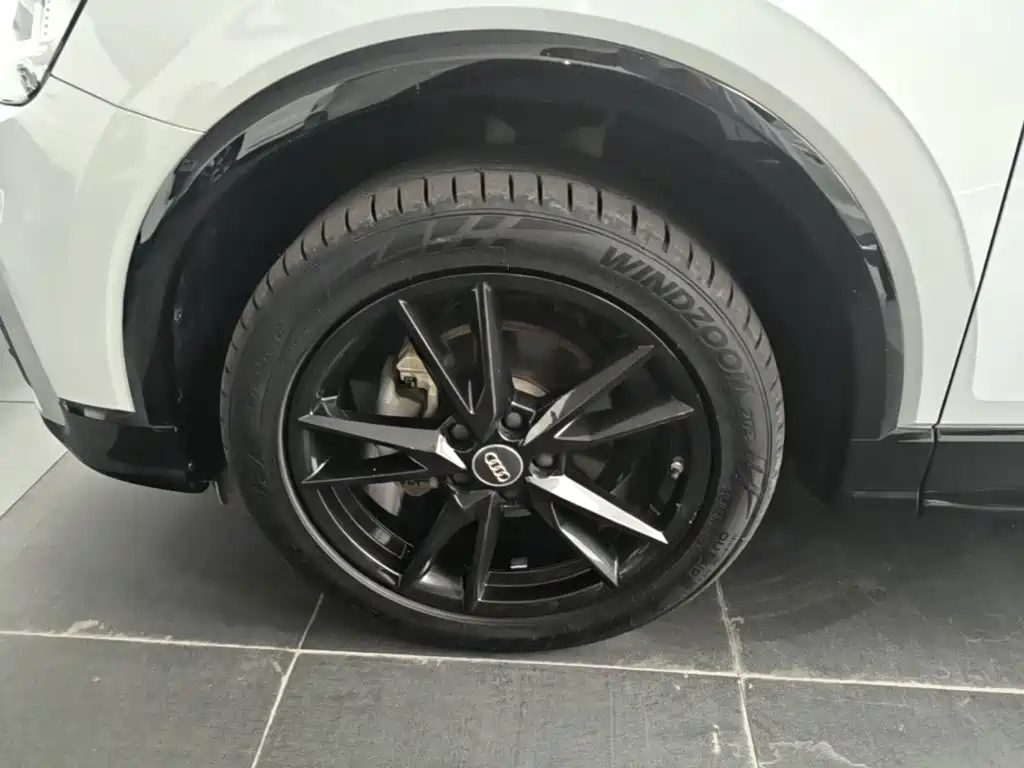 Audi Q2L — миниатюра 23