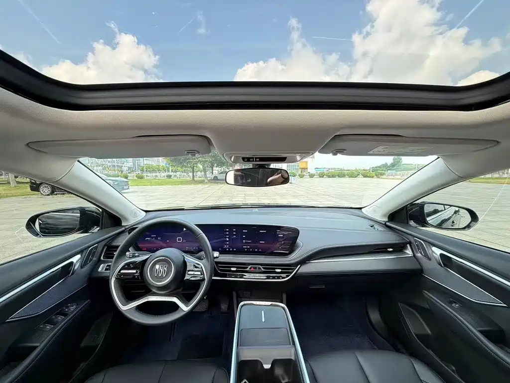 Buick LaCrosse — миниатюра 5