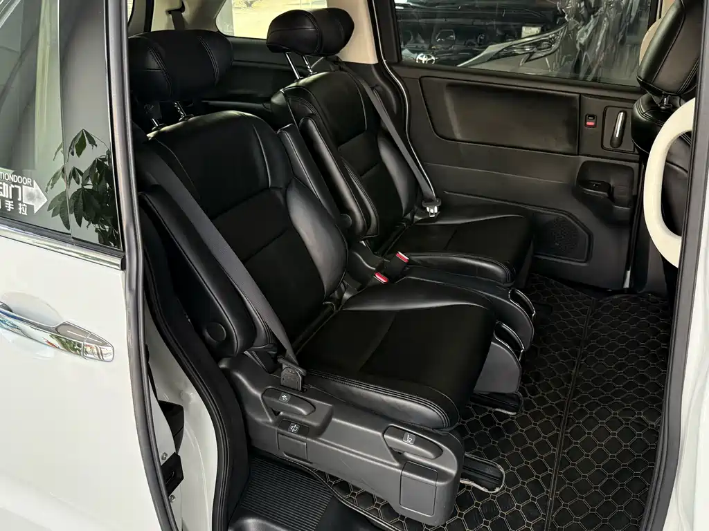 Honda Odyssey — миниатюра 8