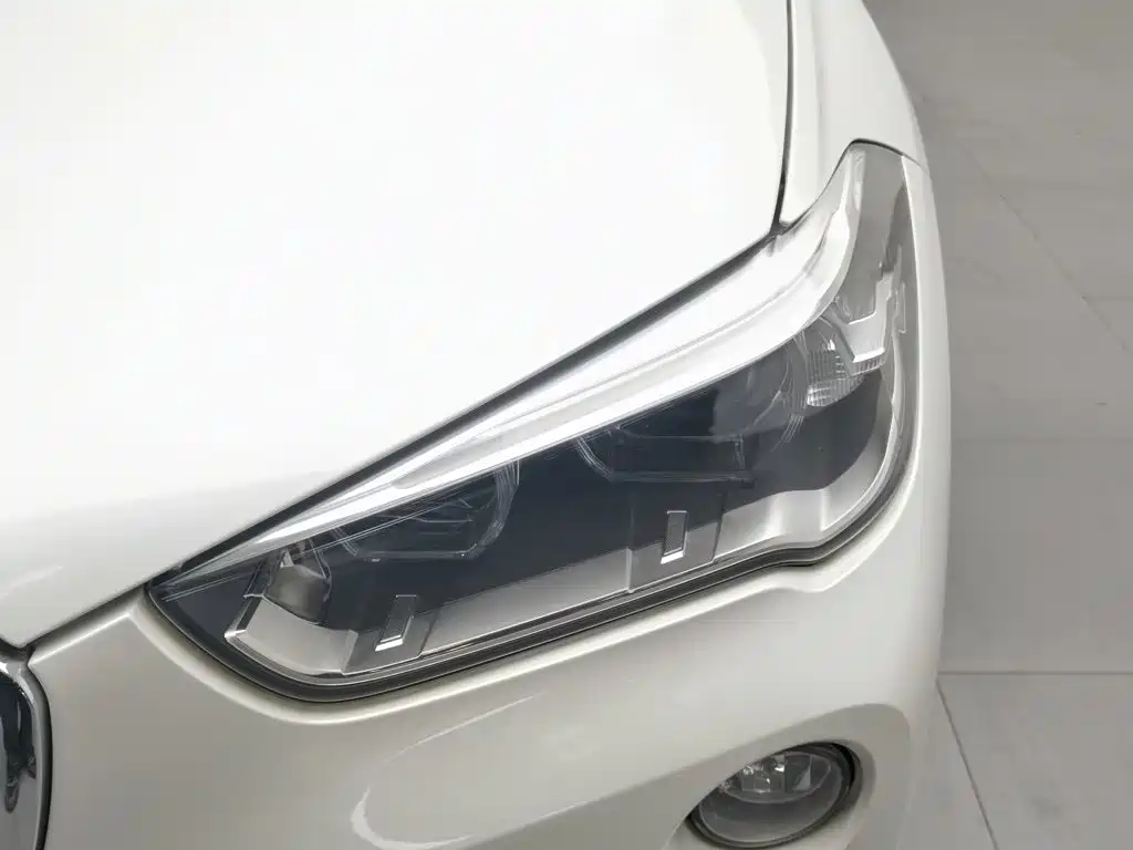BMW X1 — миниатюра 7