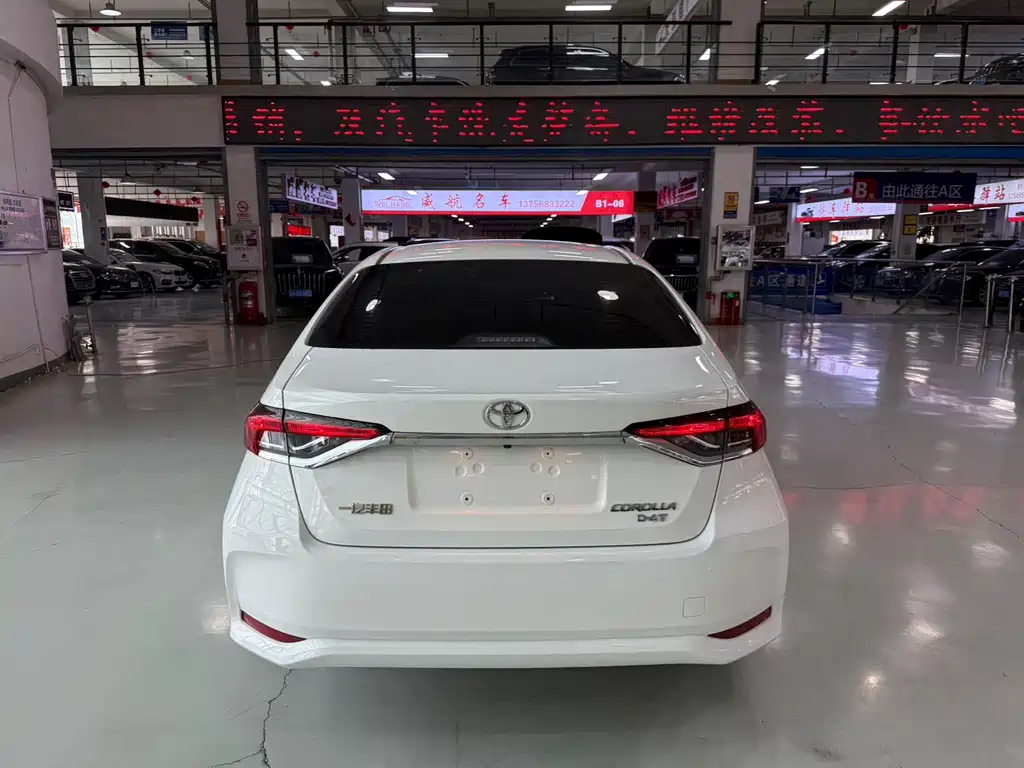 Toyota Corolla — миниатюра 4