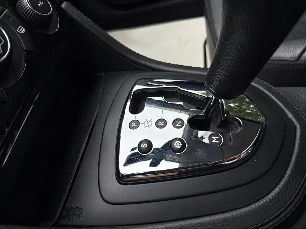 Peugeot 308 (Import) — миниатюра 29