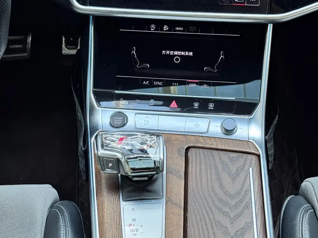 Audi A6L — миниатюра 9