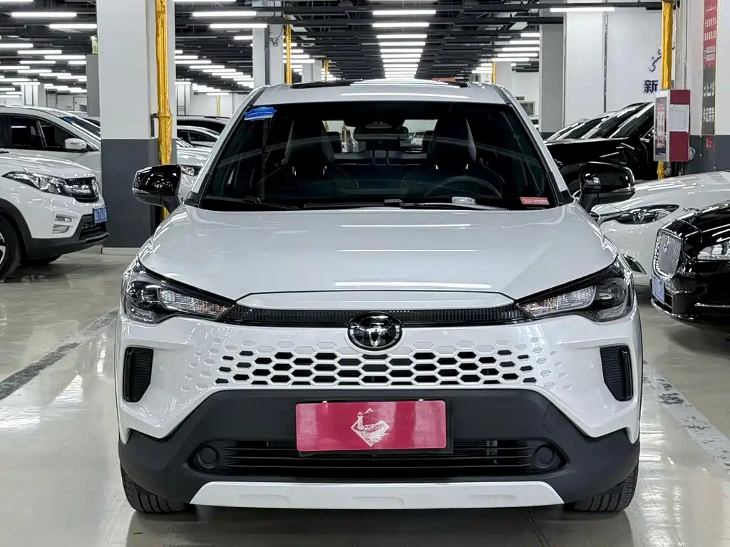 Toyota Corolla Cross — миниатюра 2