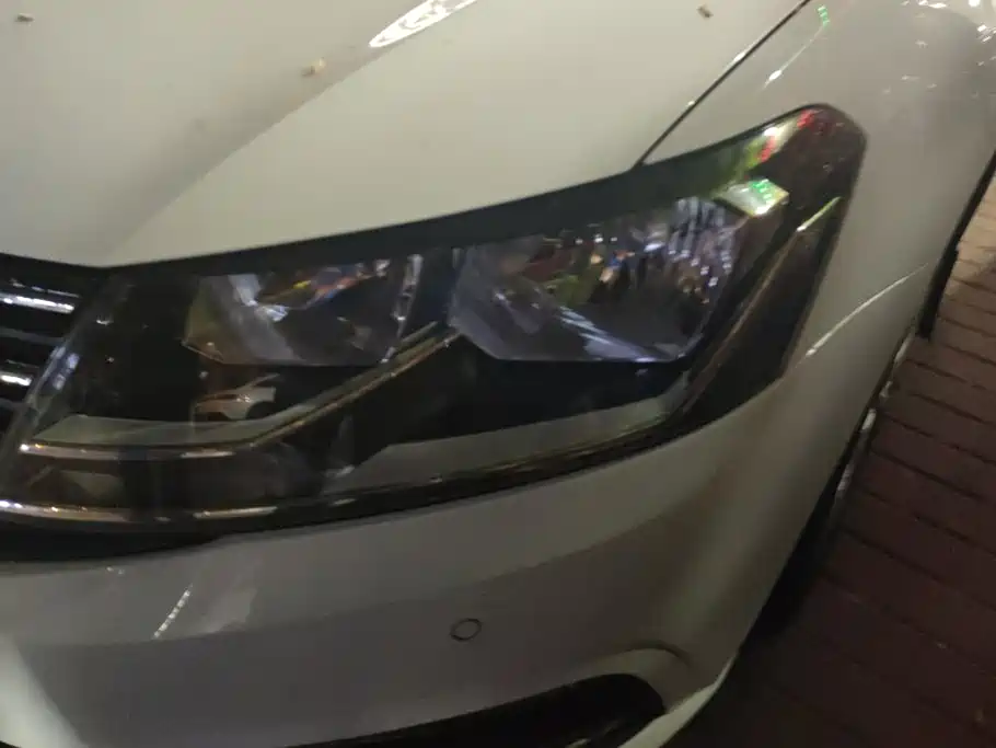 Volkswagen Lavida — миниатюра 5