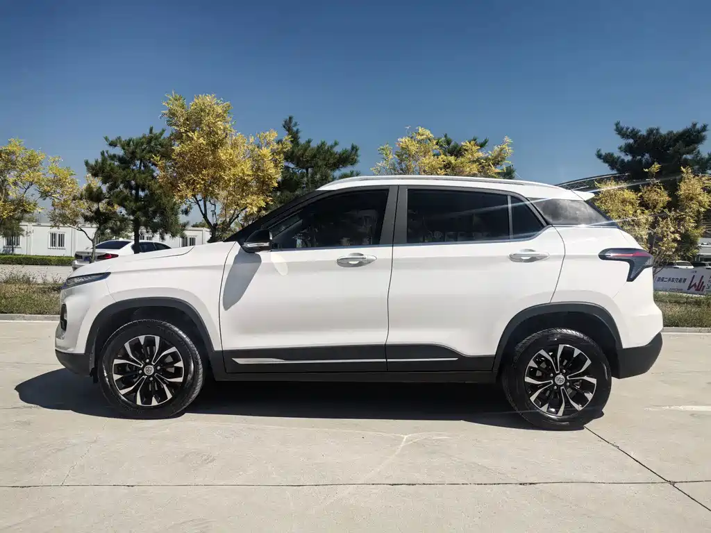 Baojun 510 — миниатюра 2
