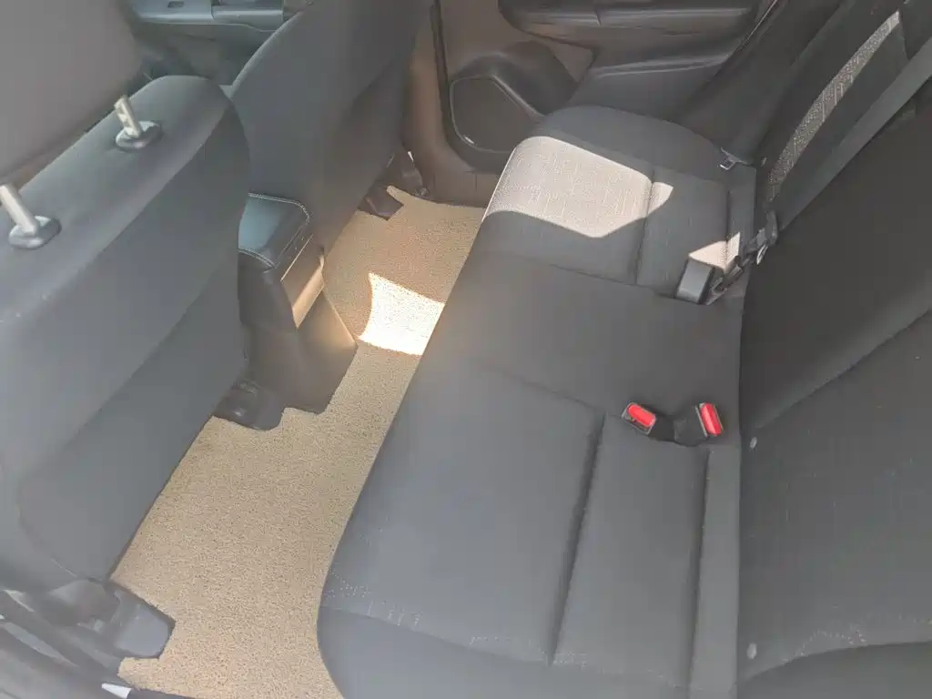 Honda Fit — миниатюра 12
