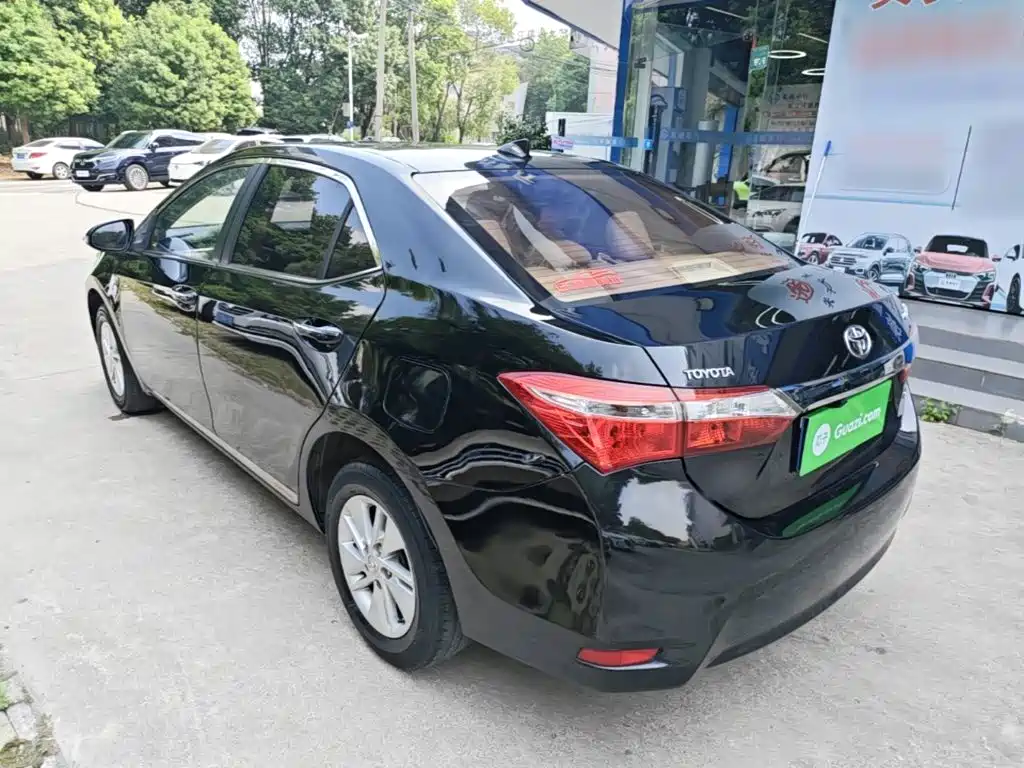 Toyota Corolla — миниатюра 5