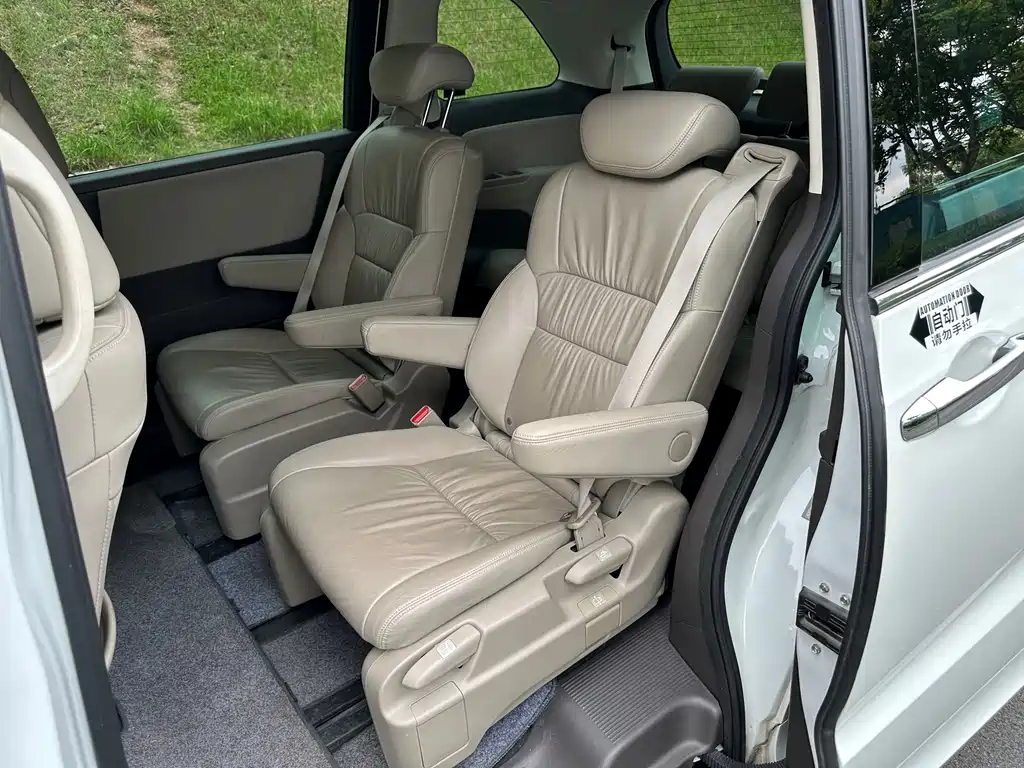 Honda Odyssey — миниатюра 7