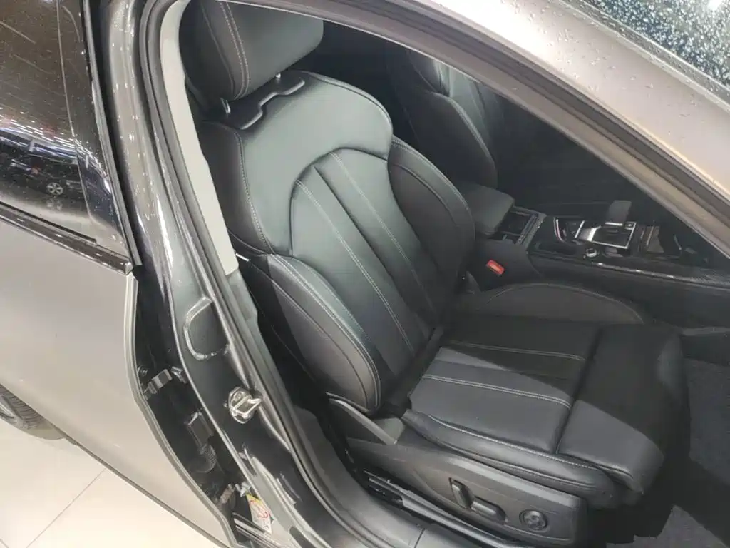 Audi A4L — миниатюра 25
