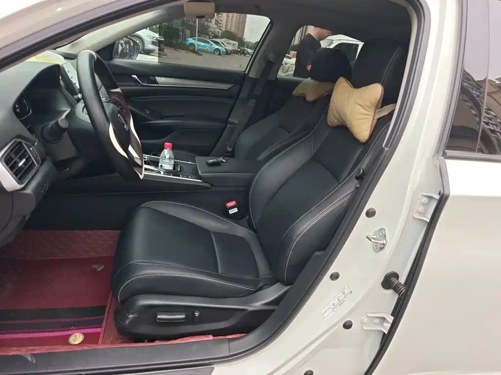 Honda Inspire — миниатюра 11
