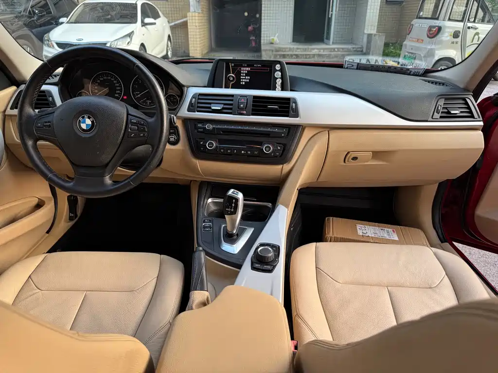 BMW 3 Series — миниатюра 11