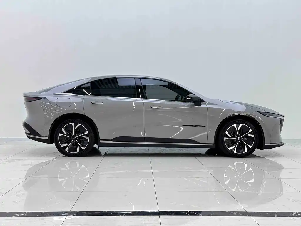 Mazda EZ-6 — миниатюра 5
