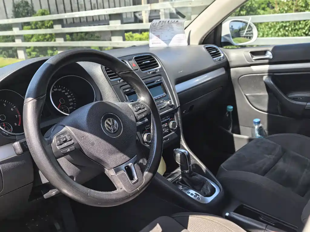 Volkswagen Golf (Import) — миниатюра 11