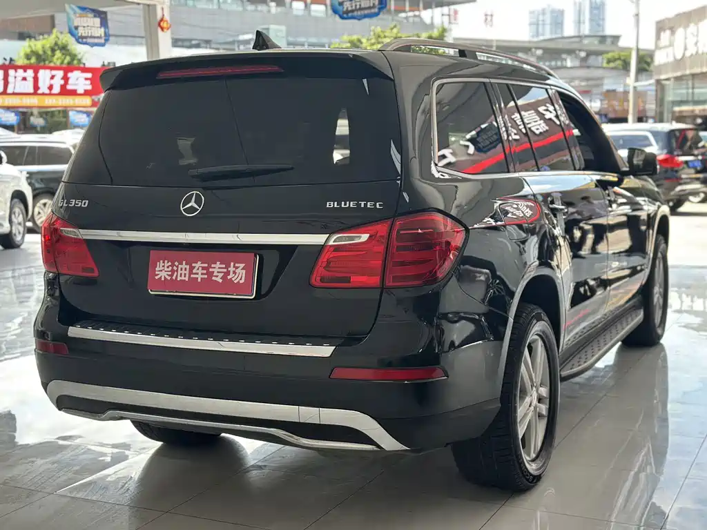 Mercedes-Benz GL-Class — миниатюра 6