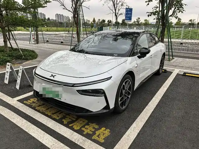 2025 Xpeng P7